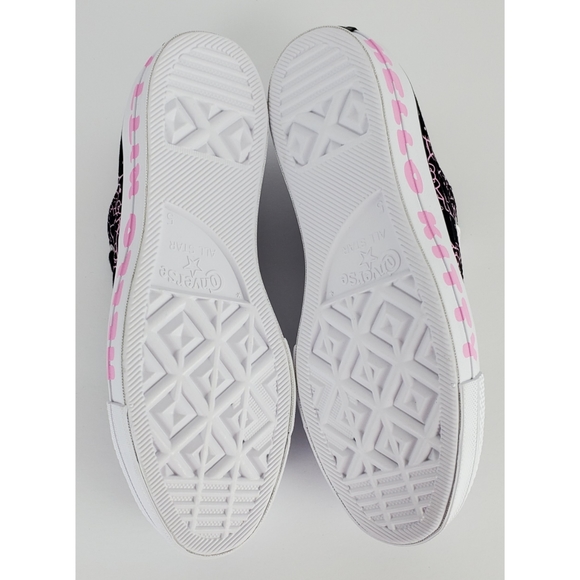 New converse hello kitty print platform low shoes - Picture 11 of 15